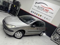 Grigio Usata 2003 Peugeot 206 Tre volumi | 1000 € (Super prezzo)