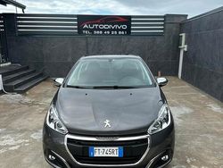 Grigio Usata 2019 Peugeot 208 Active Due volumi | 7500 € (Ottimo prezzo)