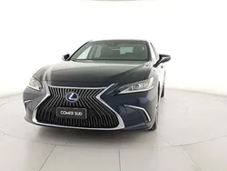 Blu Usata 2022 Lexus ES300H Luxury Line Tre volumi | 33.000 €