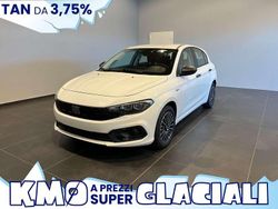 Bianco gelato Usata 2024 Fiat Tipo Due volumi | 18.500 € (Cara)
