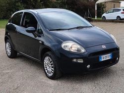 Nero Usata 2015 Fiat Punto Lounge Due volumi | 3499 € (Buon prezzo)