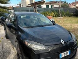 Nero Usata 2011 Renault Mégane Tre volumi | 1200 € (Buon prezzo)
