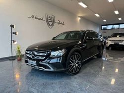 Nero met Usata 2021 Mercedes E220 Business Station wagon | 26.900 € (Buon prezzo)