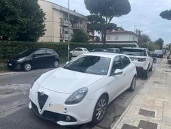 Bianco Usata 2017 Alfa Romeo Giulietta Tre volumi | 10.500 € (Ottimo prezzo)