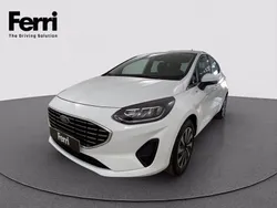 Bianco frozen Usata 2022 Ford Fiesta Titanium Due volumi | 15.470 € (Buon prezzo)