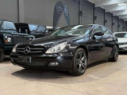 Nero metallizzato Usata 2008 Mercedes CLS320 Tre volumi | 6900 € (Ottimo prezzo)