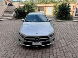 Argento Usata 2020 Mercedes A180 Business Tre volumi | 18.700 € (Buon prezzo)
