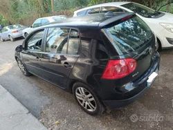 Usata 2007 VW Golf V Tre volumi | 3900 € (Buon prezzo)