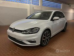Usata 2018 VW Golf Executive Tre volumi | 18.900 € (Buon prezzo)