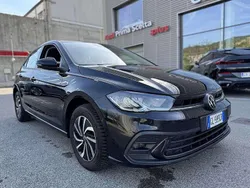 Nero Usata 2023 VW Polo Life Tre volumi | 15.500 € (Ottimo prezzo)