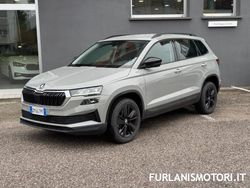 Grigio / pastello Usata 2023 Skoda Karoq Executive SUV | 26.500 € (Cara)