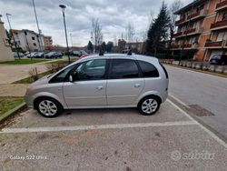 Grigio Usata 2008 Opel Meriva Monovolume | 4500 € (Molto cara)