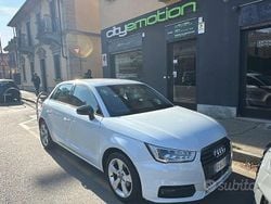 Bianco Usata 2016 Audi A1 Tre volumi | 10.900 € (Buon prezzo)