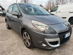 Grigio Usata 2012 Renault Scénic Monovolume | 1900 € (Super prezzo)
