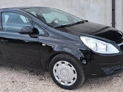 Nero Usata 2009 Opel Corsa Club Tre volumi | 1500 € (Ottimo prezzo)