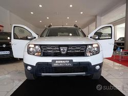 Bianco Usata 2018 Dacia Duster Lauréate SUV | 10.790 € (Buon prezzo)