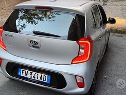 Grigio Usata 2018 Kia Picanto Due volumi | 9500 € (Buon prezzo)