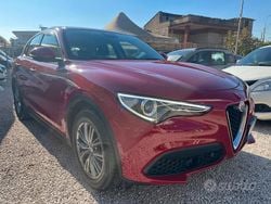 Rosso Usata 2018 Alfa Romeo Stelvio Executive SUV | 18.900 € (Buon prezzo)