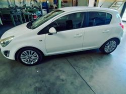 Usata 2011 Opel Corsa Tre volumi | 2600 € (Buon prezzo)