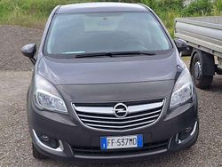 Grigio Usata 2016 Opel Meriva Cosmo Monovolume | 7000 € (Buon prezzo)