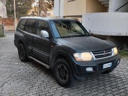 Usata 2001 Mitsubishi Pajero SUV | 2000 €