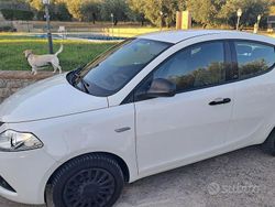 Bianco Usata 2019 Lancia Ypsilon Due volumi | 9400 € (Buon prezzo)