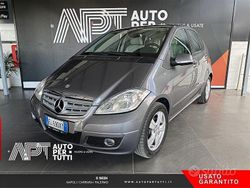 Grigio scuro Usata 2012 Mercedes A180 Premium Monovolume | 6800 € (Ottimo prezzo)