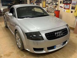 Argento Usata 2001 Audi TT Coupé | 12.000 € (Molto cara)