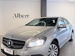 Argento Usata 2015 Mercedes A180 Executive Tre volumi | 12.900 € (Ottimo prezzo)