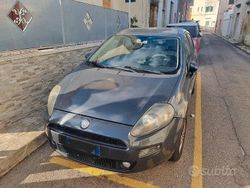 Grigio Usata 2012 Fiat Grande Punto Due volumi | 2800 € (Super prezzo)
