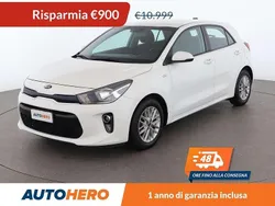 Bianco Usata 2019 Kia Rio Tre volumi | 10.099 € (Buon prezzo)