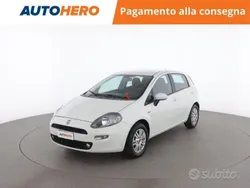 Bianco Usata 2015 Fiat Punto Lounge Due volumi | 7699 € (Buon prezzo)