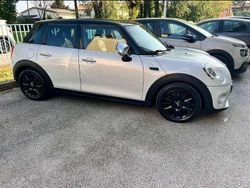 Argento Usata 2015 Mini Cooper D Business Due volumi | 12.500 € (Buon prezzo)