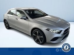 Grigio Nuova 2025 Mercedes A250 Tre volumi | 39.200 € (Super prezzo)