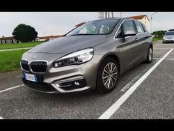 Usata 2014 BMW 218 Active Tourer Luxury Line Monovolume | 13.200 € (Cara)