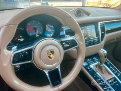 Usata 2015 Porsche Macan SUV | 25.000 € (Ottimo prezzo)