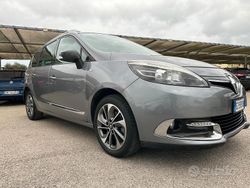 Grigio Usata 2015 Renault Scénic III Monovolume | 6900 € (Molto cara)