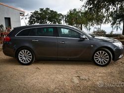 Grigio Usata 2010 Opel Insignia Sport Station wagon | 7500 €