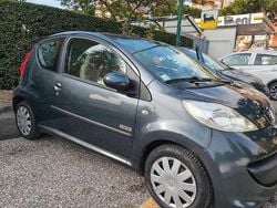 Grigio Usata 2007 Peugeot 107 Due volumi | 3500 € (Ottimo prezzo)