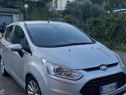 Grigio Usata 2015 Ford B-MAX Monovolume | 5000 €