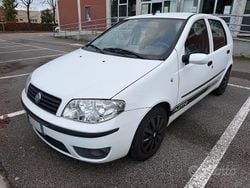 Bianco Usata 2005 Fiat Punto Tre volumi | 2300 € (Buon prezzo)