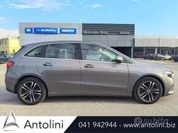 Szary Używany 2024 Mercedes B180 Advanced Plus Minivan | 27.900 € (Super Cena)