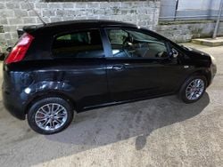 Nero Usata 2009 Fiat Grande Punto Due volumi | 2000 € (Super prezzo)