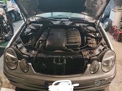 Grigio Usata 2006 Mercedes E280 Avantgarde Tre volumi | 4500 €