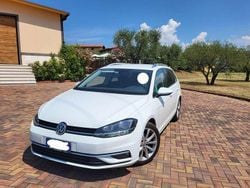Bianco Usata 2017 VW Golf VII Executive Station wagon | 13.990 € (Buon prezzo)