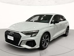 Bianco ghiacciaio metallizzato Usata 2022 Audi A3 S-Line Tre volumi | 28.400 € (Buon prezzo)