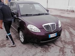 Marrone Usata 2011 Lancia Ypsilon Due volumi | 2890 € (Ottimo prezzo)
