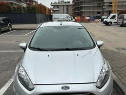 Usata 2014 Ford Fiesta Due volumi | 5500 €