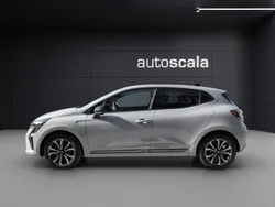 Grigio Nuova 2025 Renault Clio V Techno Tre volumi | 19.190 € (Buon prezzo)