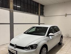 Bianco Usata 2014 VW Golf Highline Tre volumi | 8500 € (Buon prezzo)